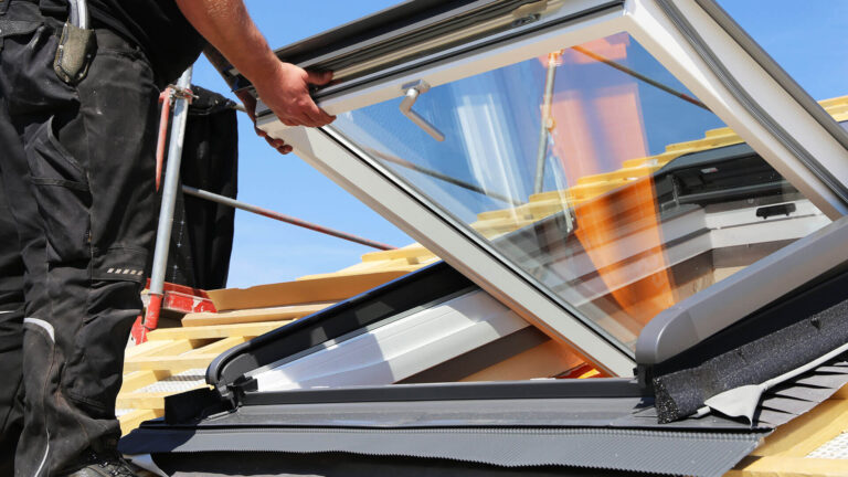 Roofing Contractor Services and Costs in Livingston Park, Columbus
